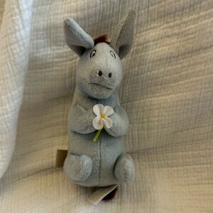 Eeyore Plush Holding Flower Tokyo Disney Japan Disneyland